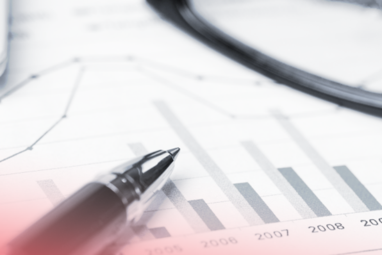 Analitica fondamentale e tecnica a confronto